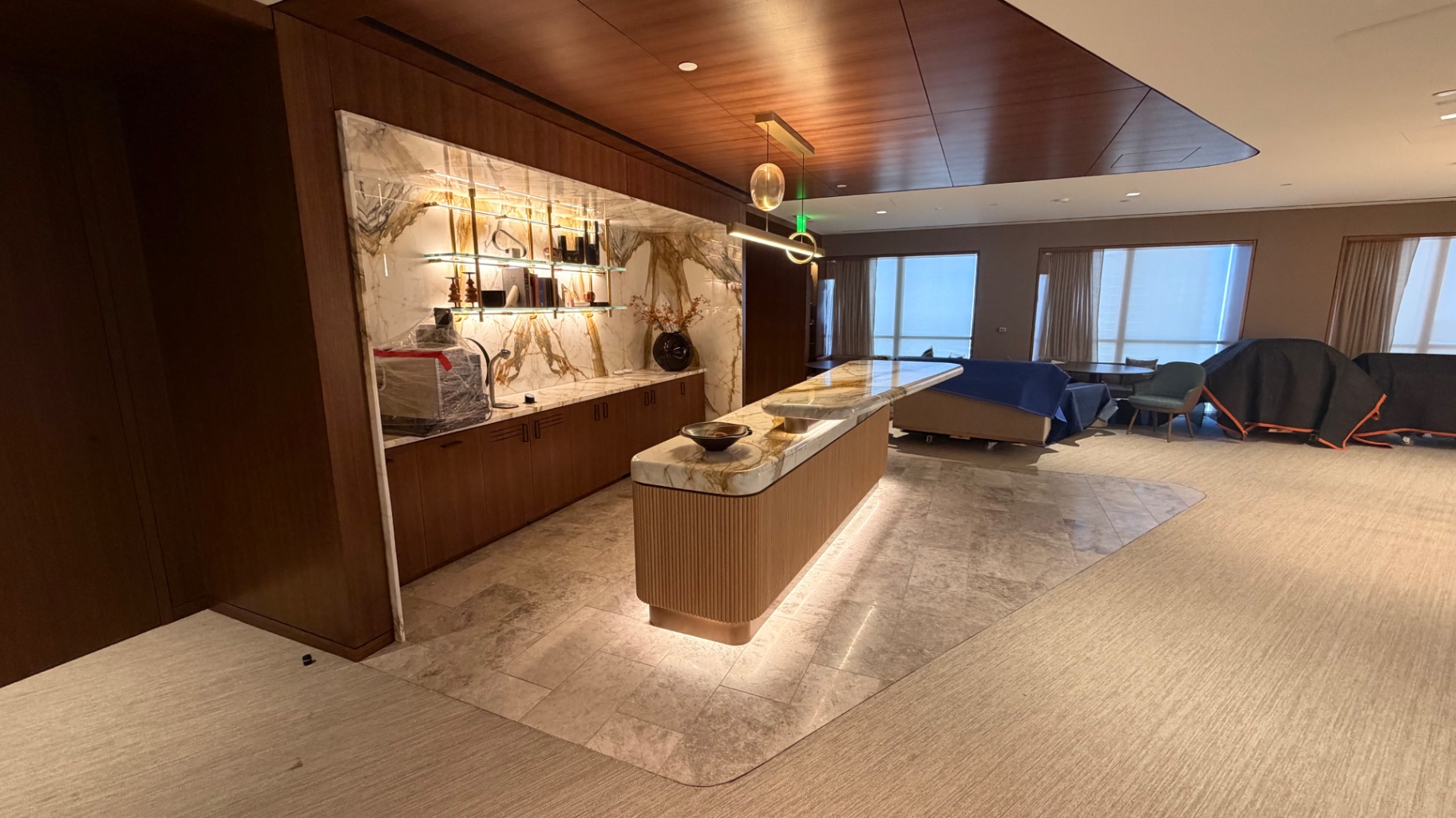 Marble Bar Suite