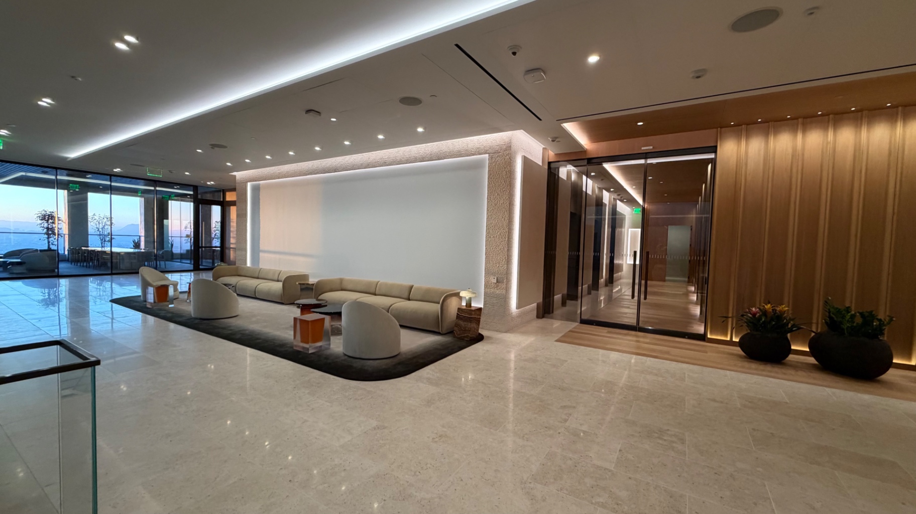 Sky Lobby Lounge