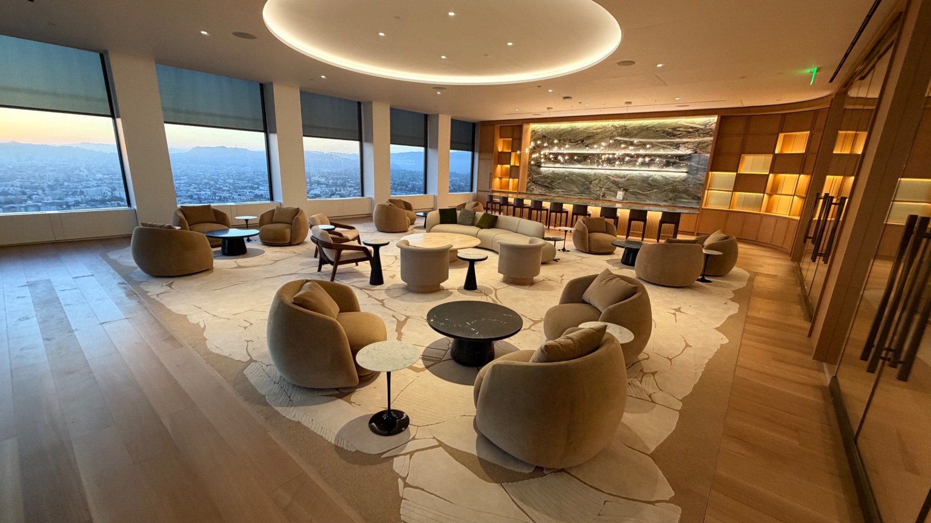 Sky Lounge